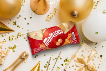 White Maltesers, White Chocolate & Honeycomb, Chocolate Treats, 25x30g Bag