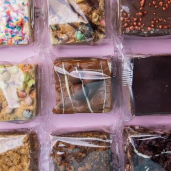 Ridiculously Rich Build Your Own Cak