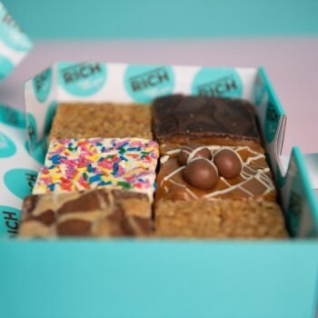 Ridiculously Rich Build Your Own Cak